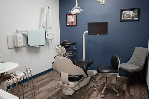 A dental chairin operatory at Town Center Dental.